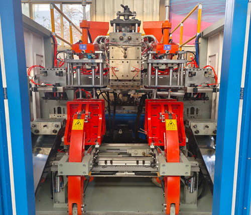 全自動(dòng)三層農(nóng)藥瓶吹塑機(jī)